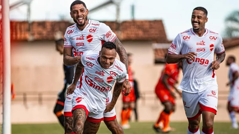 Vila Nova estreia com vitória fora de casa contra a Abecat no Goianão 2026