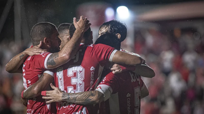 Vila Nova repete início histórico e dispara no Goianão, relembra última vez que alcançou o feito