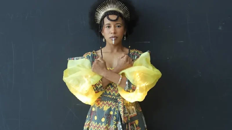 ‘Vocês são princesas’: reação de crianças encanta mulheres negras em shopping de Goiânia