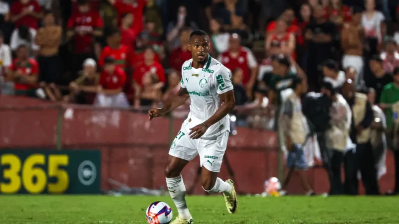 “Vou guardar para sempre”, diz Marlon Freitas sobre estreia com a camisa do Palmeiras