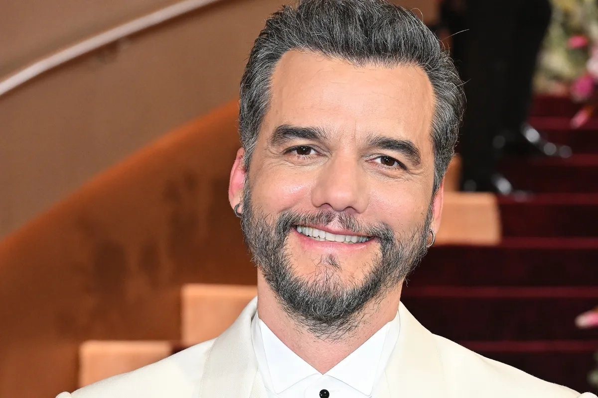 Wagner Moura comenta corrida ao Oscar após vitória no Globo de Ouro