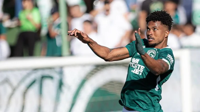 Zagueiro do Goiás entra na mira do futebol chinês; confira os detalhes da proposta