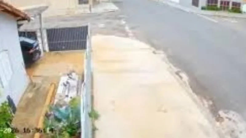 acidente com viatura da CPE em Morrinhos