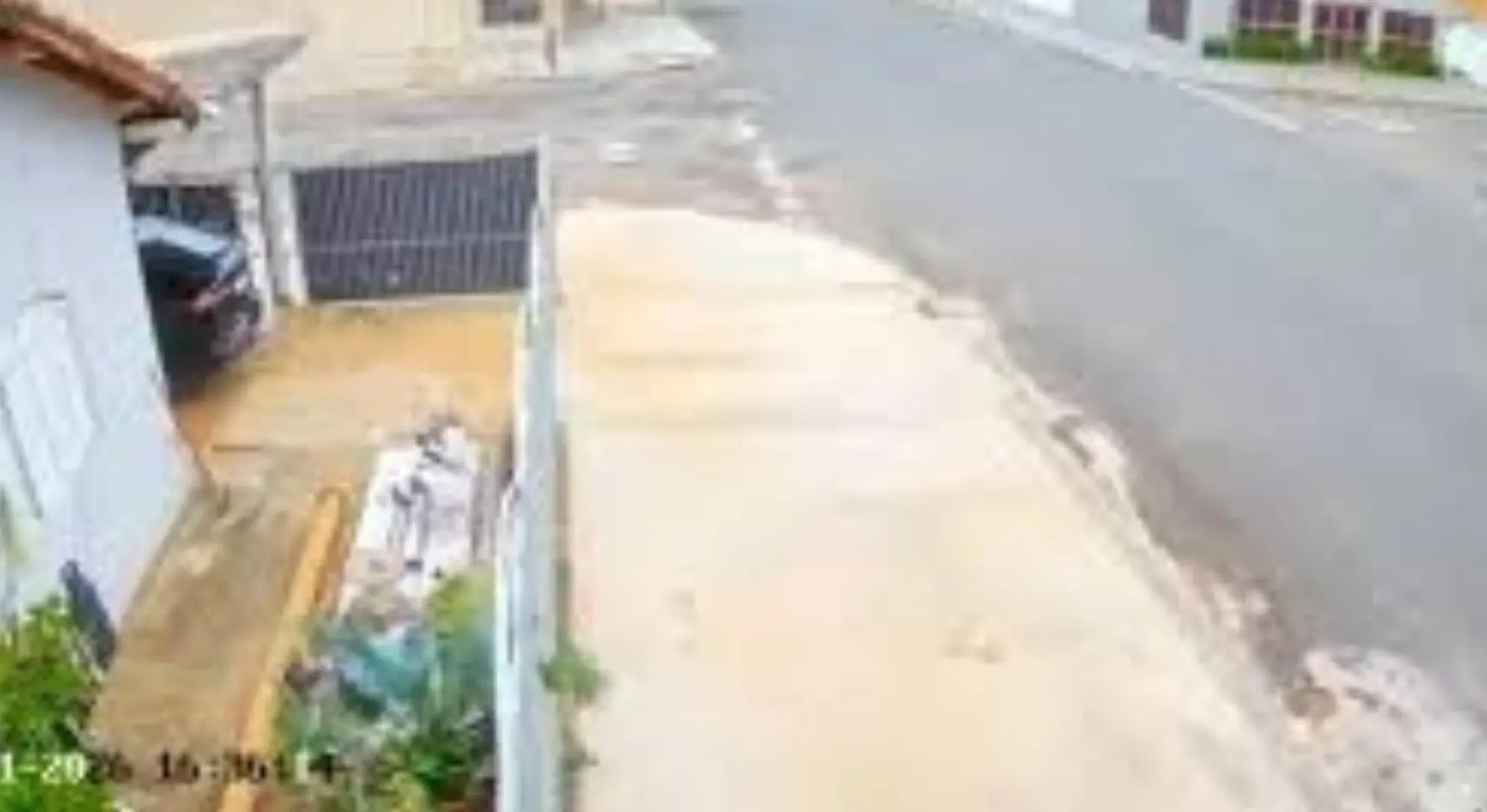 acidente com viatura da CPE em Morrinhos