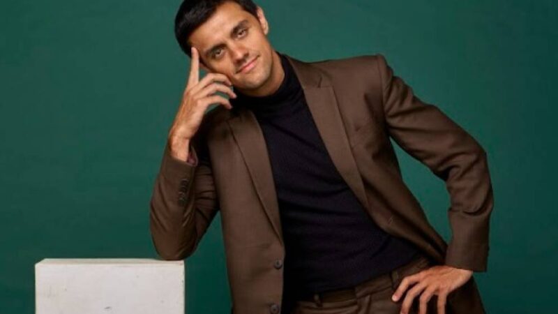 Os temas delicados que marcam retorno de Felipe Simas ao teatro