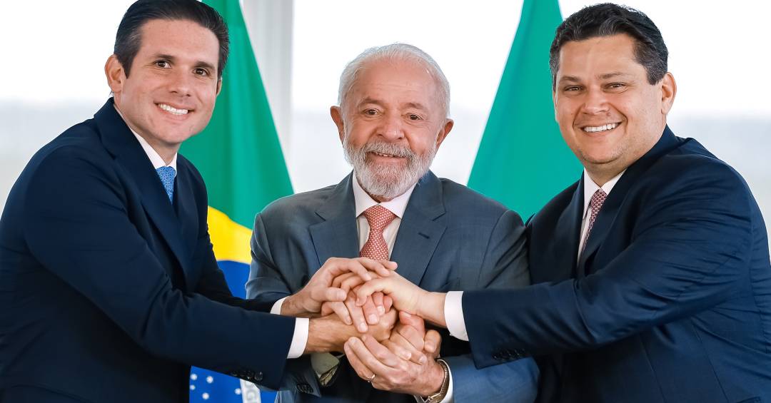 Congresso retoma os trabalhos em clima de tensão e desconfiança