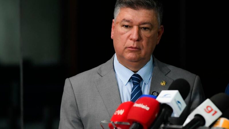 Presidente da CPMI do INSS fala até em condução coercitiva para obrigar Daniel Vorcaro a depor