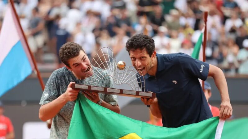 João Fonseca e Marcelo Melo são campeões de duplas no Rio Open
