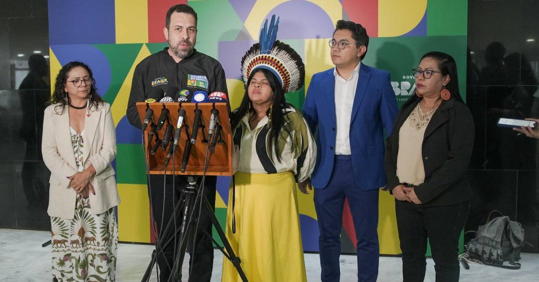 Governo Lula atende reivindicação de povos indígenas sobre hidrovias após protestos