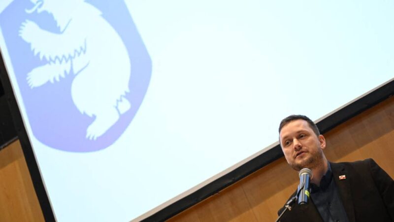 Primeiro-ministro da Groenlândia diz ‘não’ a envio de navio-hospital por Trump