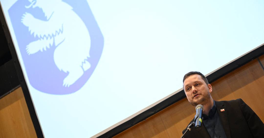 Primeiro-ministro da Groenlândia diz ‘não’ a envio de navio-hospital por Trump