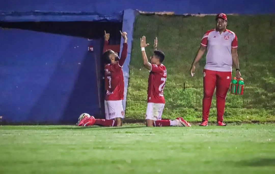 Anapolina vence Aparecidense e encerra jejum de vitórias