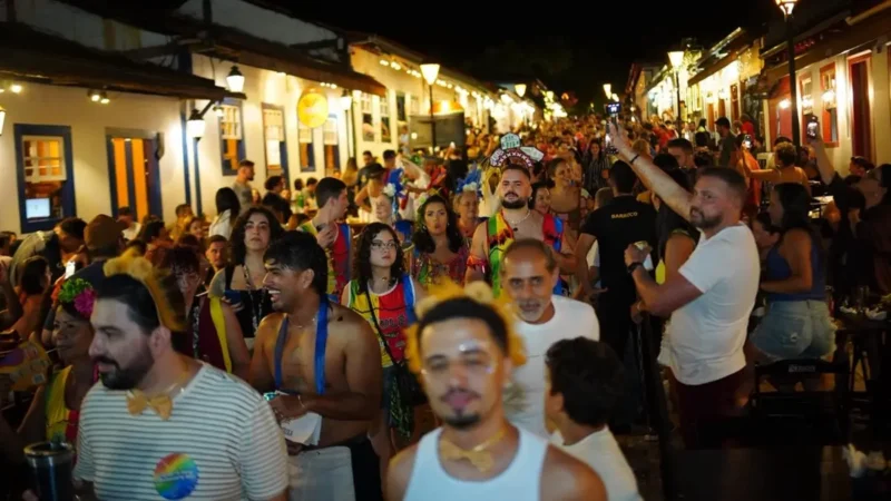 Carnaval Cultural abre programação da folia em Pirenópolis