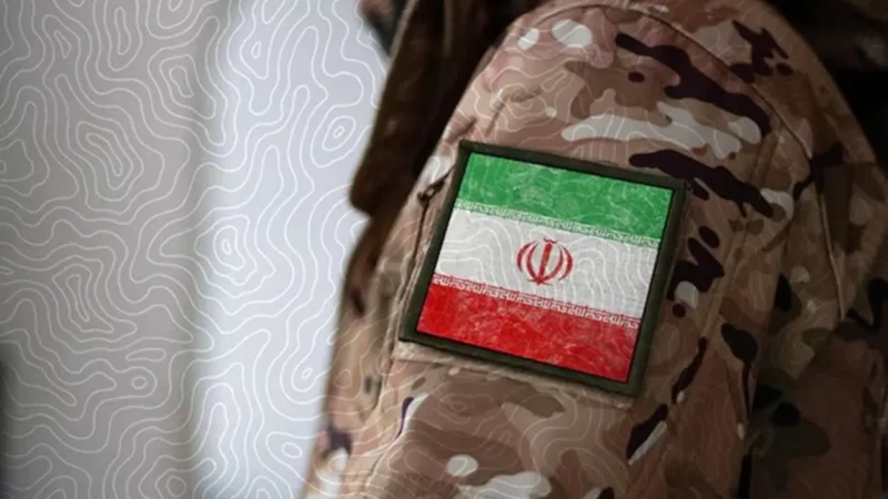 Como é a estrutura política do Irã, alvo de ataque dos EUA e Israel