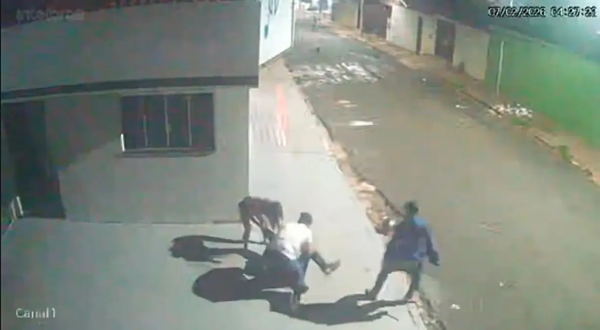 Defesa de acusados de matar jovem em Rio Verde diz que vítima estava com simulacro de arma de fogo