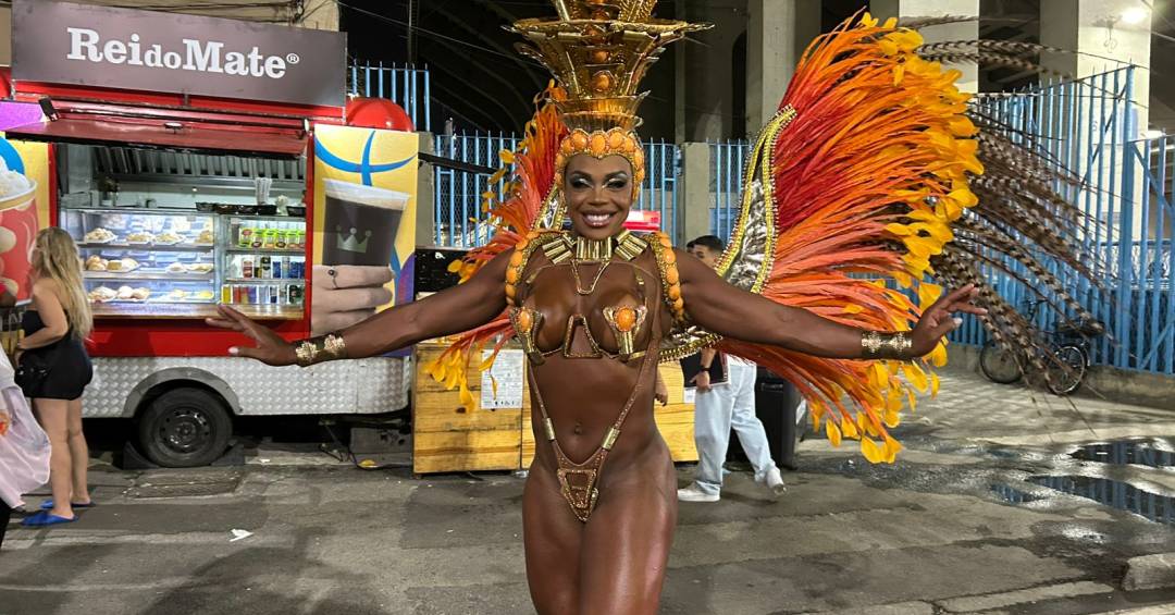 Os segredos da musa de duas escolas no Carnaval no Rio