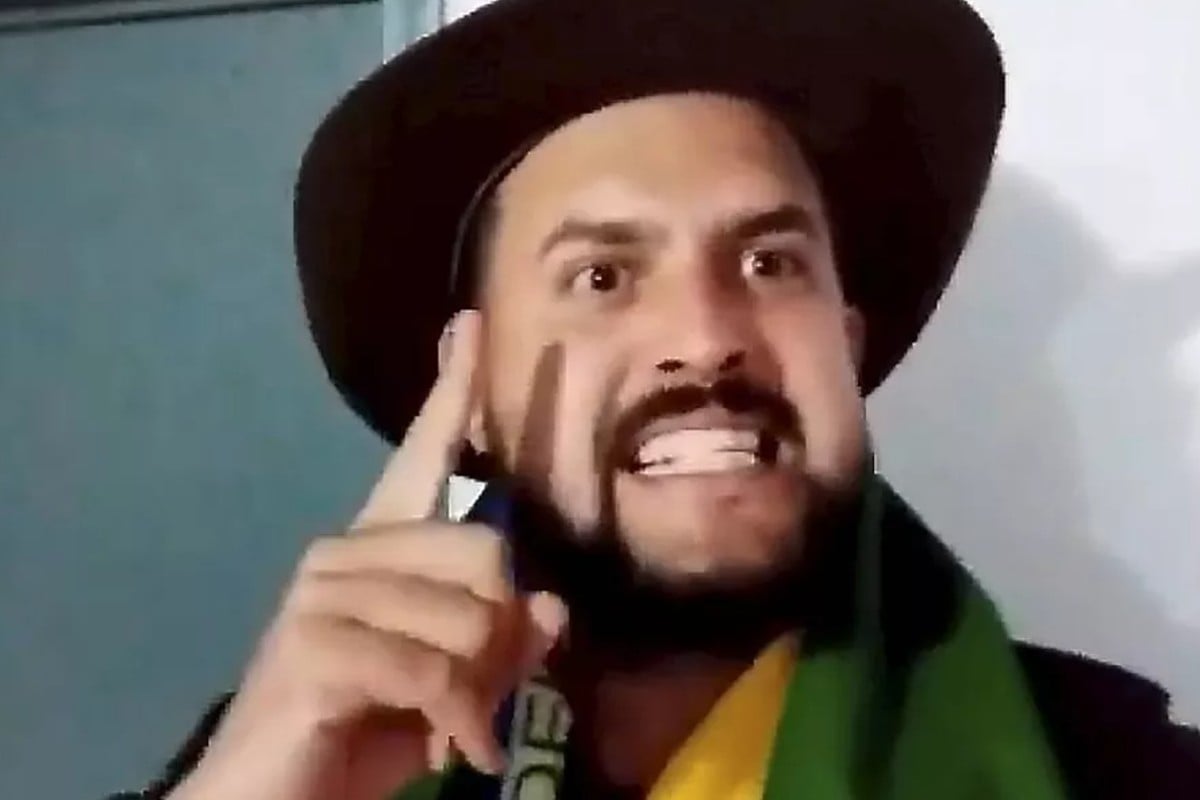 Deputado bolsonarista diz que deveria ganhar ‘medalha’ por motim na Câmara