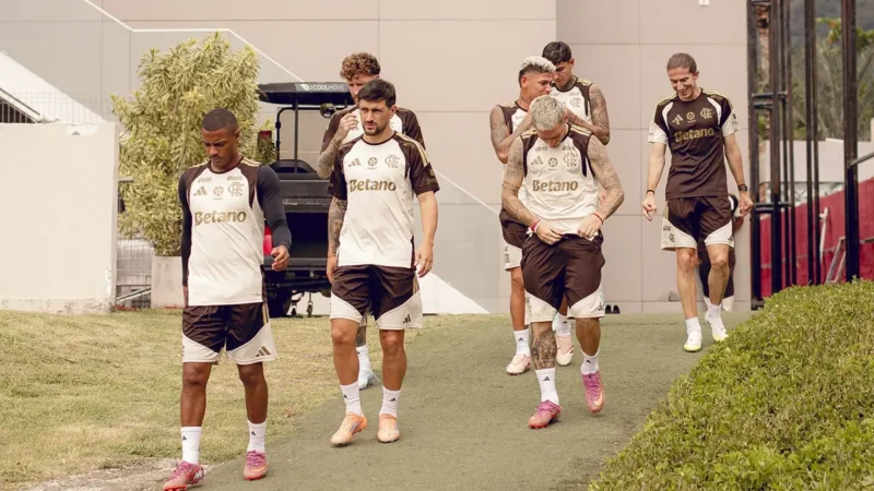 Em semana de cobranças por desempenho no Flamengo, jogadores se reúnem a portas fechadas para fazer autocrítica