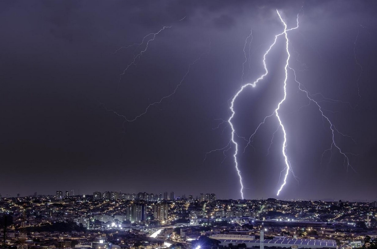 Em um mês, Goiás concentra 35% dos raios de 2025