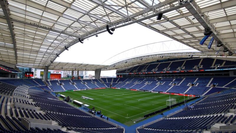 Jogos de hoje, segunda, 9 de fevereiro: onde assistir futebol ao vivo e horários