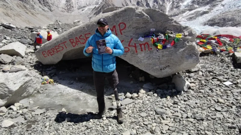 Goiano supera cinco diagnósticos de câncer e escala Everest: ‘viver o impossível’