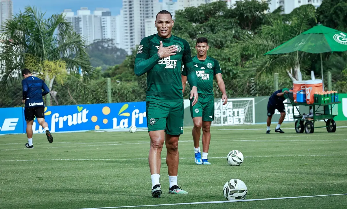 Inhumas x Goiás; confira a provável escalação do esmeraldino para defender a liderança do Goianão