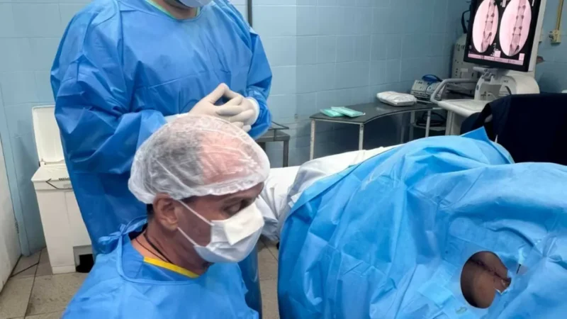 Inovação no Crer: médico detalha 1ª cirurgia com polilaminina em paciente goiano