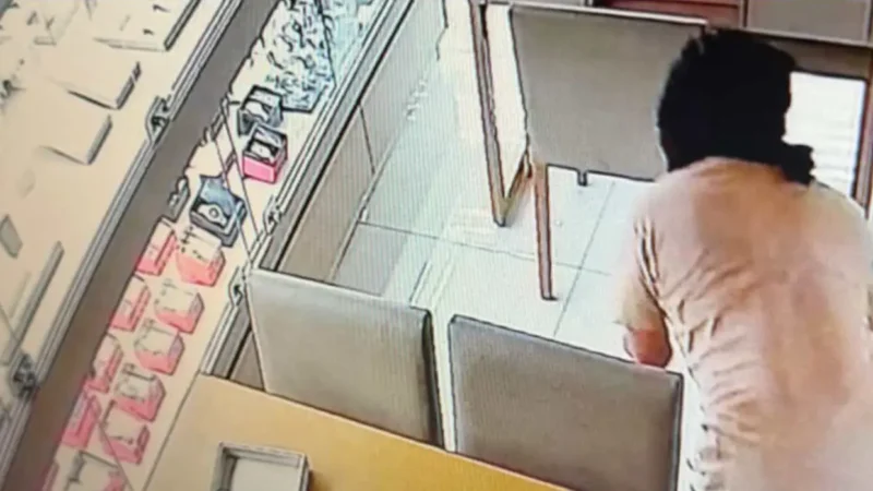 Ladrão de joias é solto em audiência de custódia após furto em shopping de Goiânia