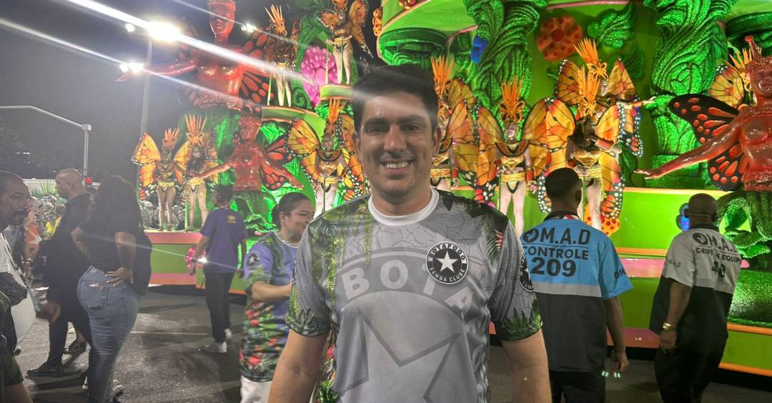 A explicação de Marcelo Adnet sobre interpretar Bolsonaro na Sapucaí