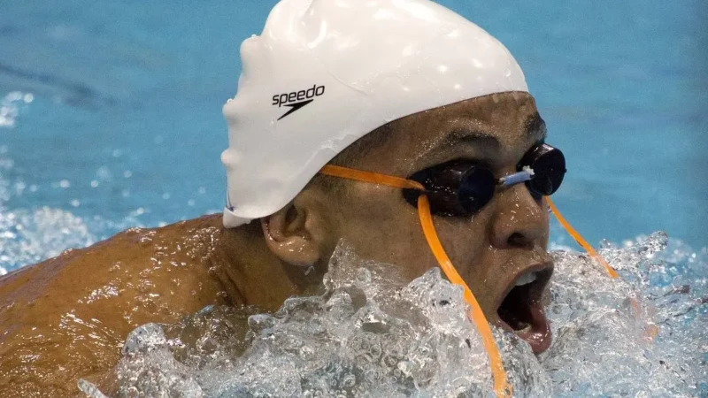 Morre aos 52 anos campeão paralímpico de natação Adriano Gomes de Lima