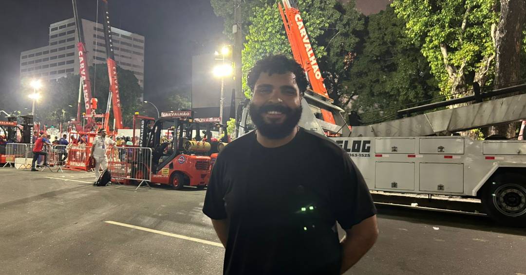 Paulo Vieira sobre viver Lula na Sapucaí: ‘orgulho do meu pai’