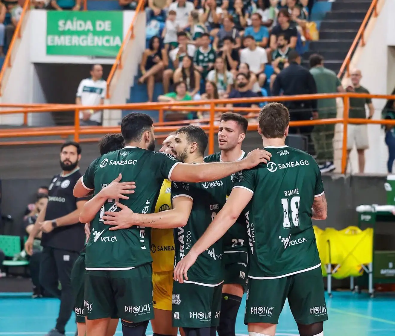 Saneago Goiás Vôlei oscila na Superliga, sofre nova derrota e deixa o G-4