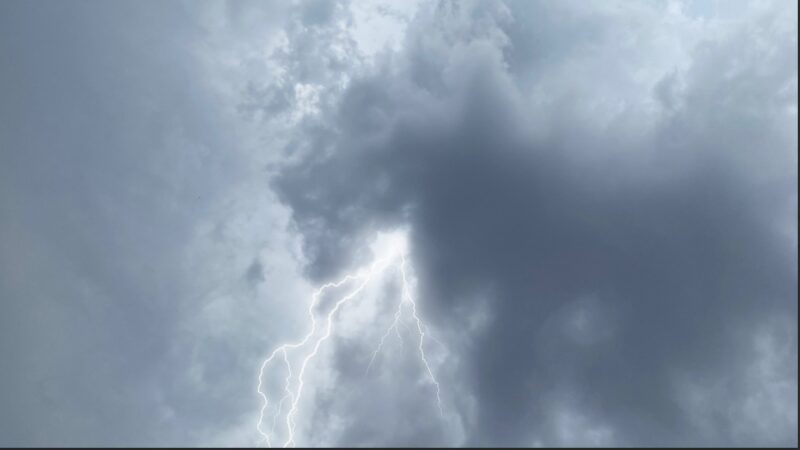 Temporais reforçam alerta sobre segurança elétrica