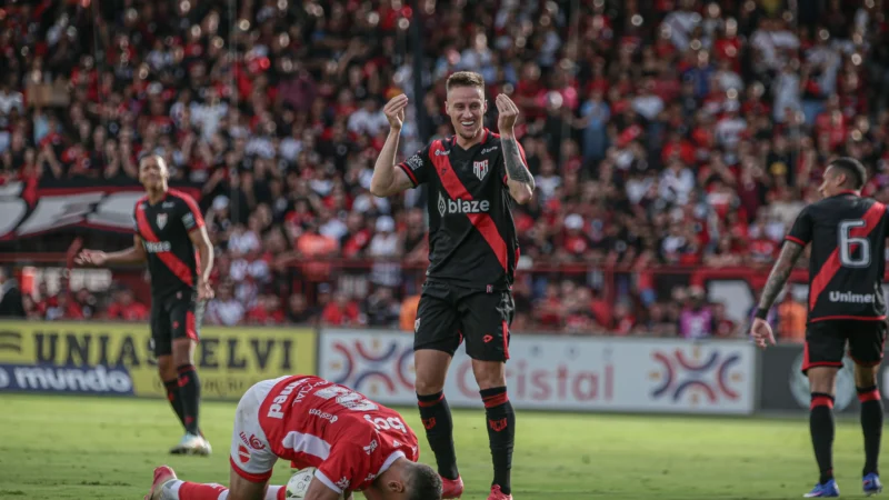 Vila Nova ainda não venceu nenhum clássico e chega pressionado à semifinal