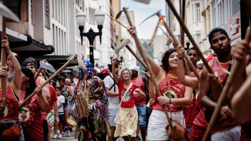 Como será a estreia do Bloco do MST no pré-carnaval do Rio