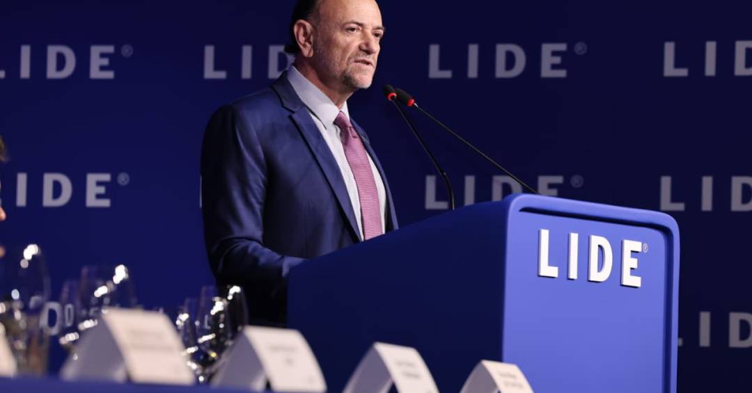 ‘Descrédito na democracia representativa’ será desafio na eleição, diz Edinho Silva