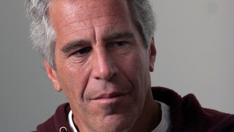 Defesa de Epstein tratou possível delação com o FBI dias antes da morte do financista