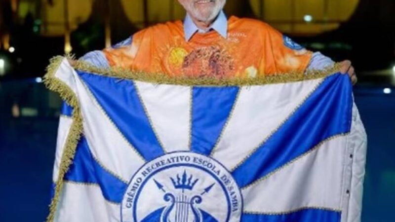 O efeito eleitoral para Lula do controverso desfile de escola de samba na Sapucaí