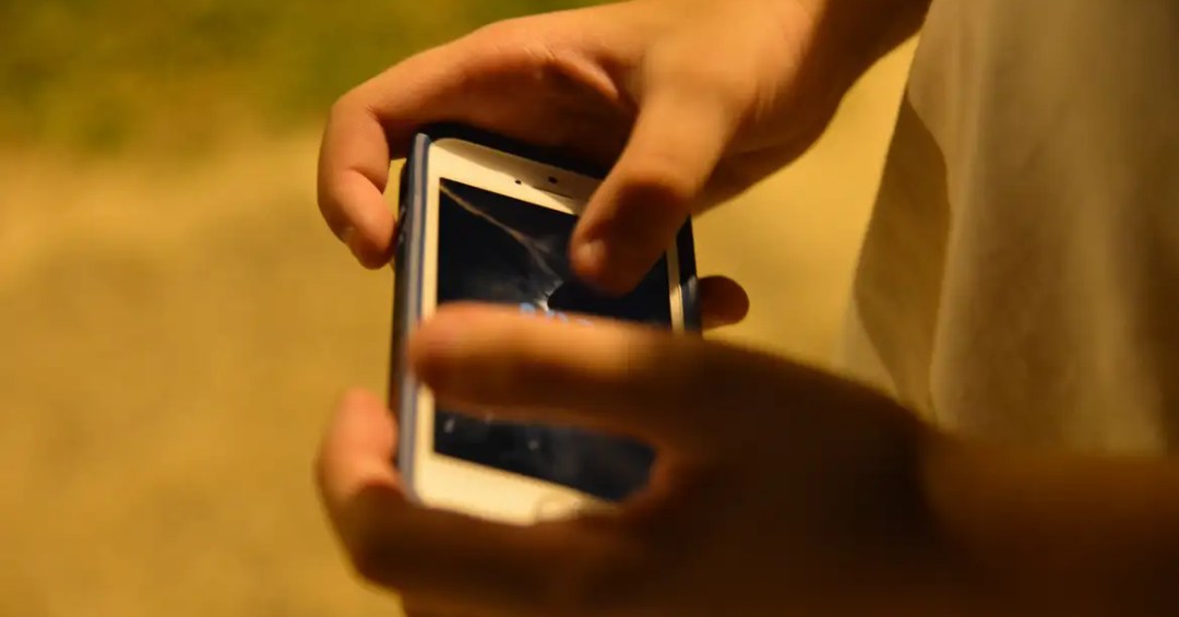 Desafios on-line colocam crianças e adolescentes em perigo