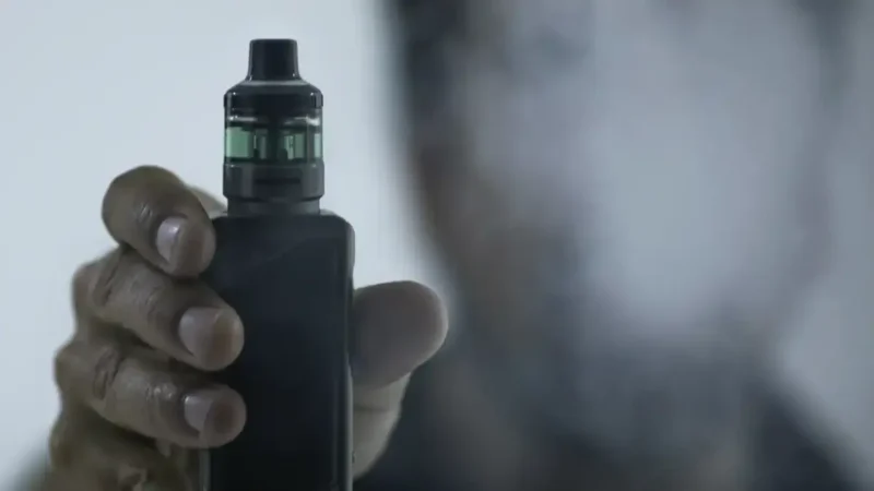 A cada três horas, um cigarro eletrônico é apreendido pela Receita Federal em Goiás