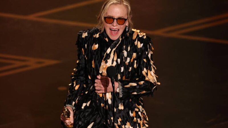 Amy Madigan celebra quebra de tabu no Oscar 2026