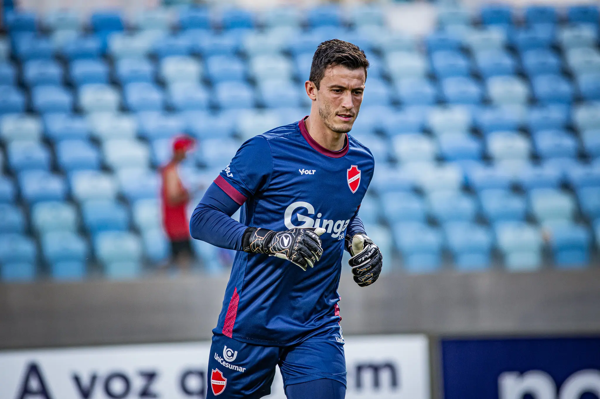 Airton se despede do Vila Nova e fala que saída do clube foi “inesperada”