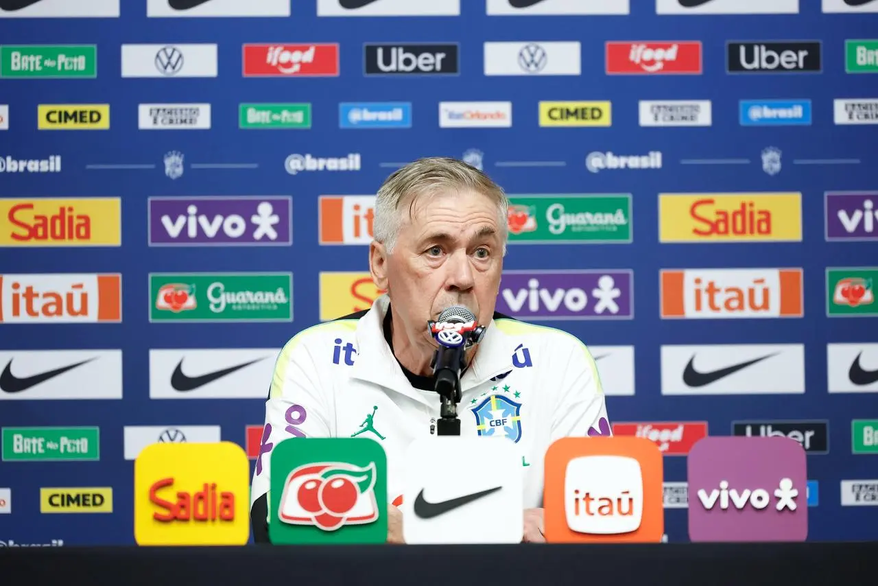 Ancelotti confirma Danilo, do Flamengo, na Copa do Mundo e diz ter escalação definida para estreia no Mundial