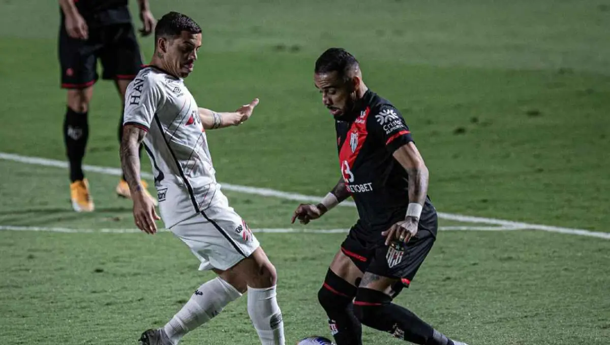 Atlético-GO e Athletico-PR já se enfrentaram outras duas vezes pela Copa do Brasil