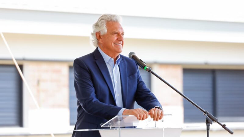 Caiado entrega 1ª etapa do Centro da Pessoa Idosa