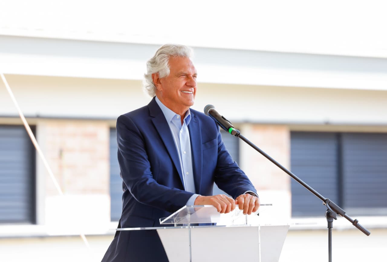 Caiado entrega 1ª etapa do Centro da Pessoa Idosa