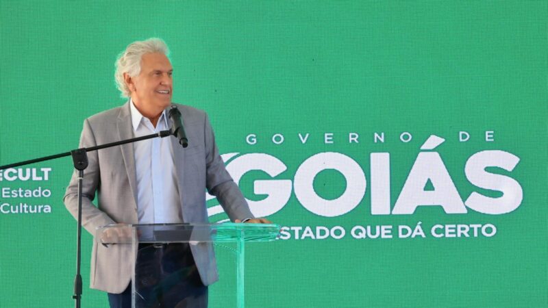 Caiado entrega antigo Fórum e revitaliza Praça Cívica