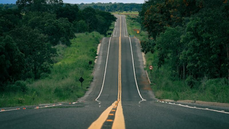 Caiado impulsiona infraestrutura e Goiás sobe 11 posições