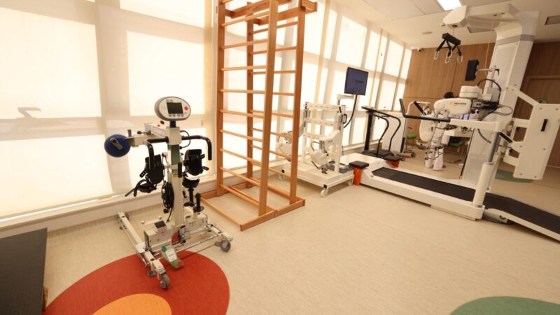 Caiado muda saúde em Goiás com rede pública regional