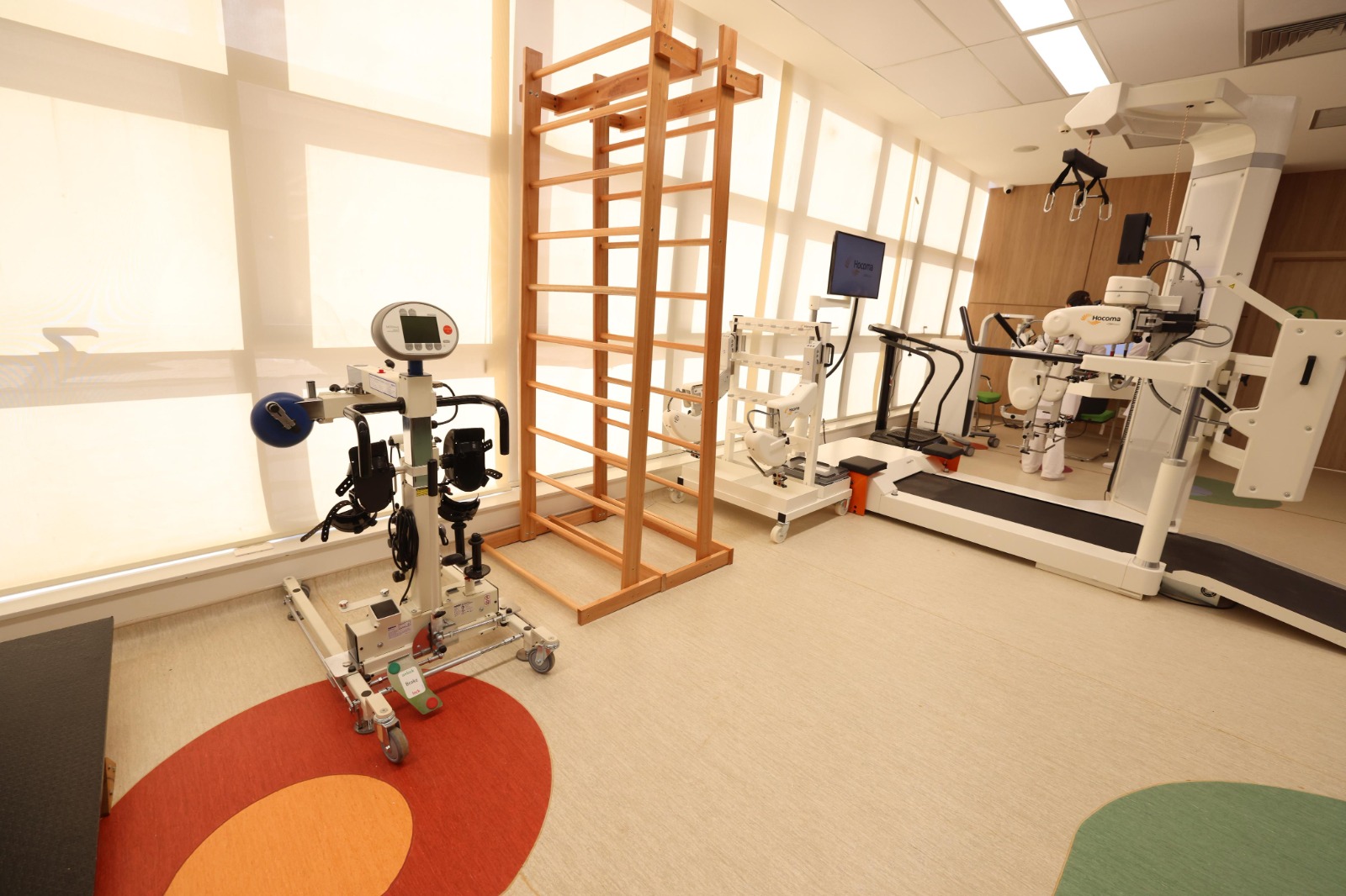 Caiado muda saúde em Goiás com rede pública regional